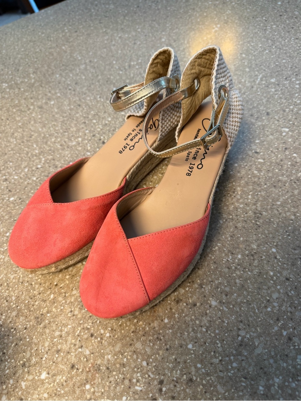 Gaimo Spain Coral Suede Wedge Espadrilles Gold Ankle Strap $165 NWOT 39 US 8.5